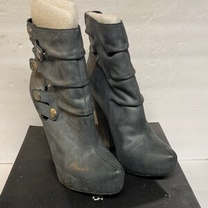 Velvet Angels Gray Ankle Boots